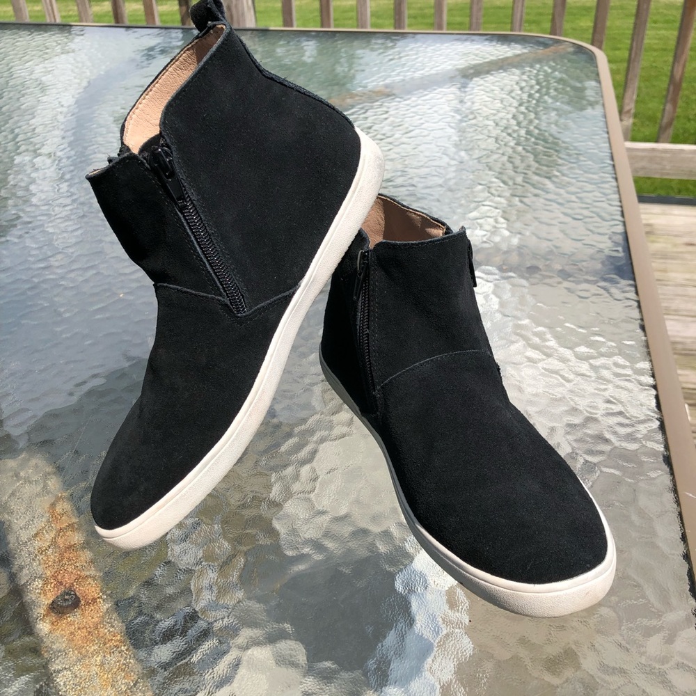 Monkey Feet shoes